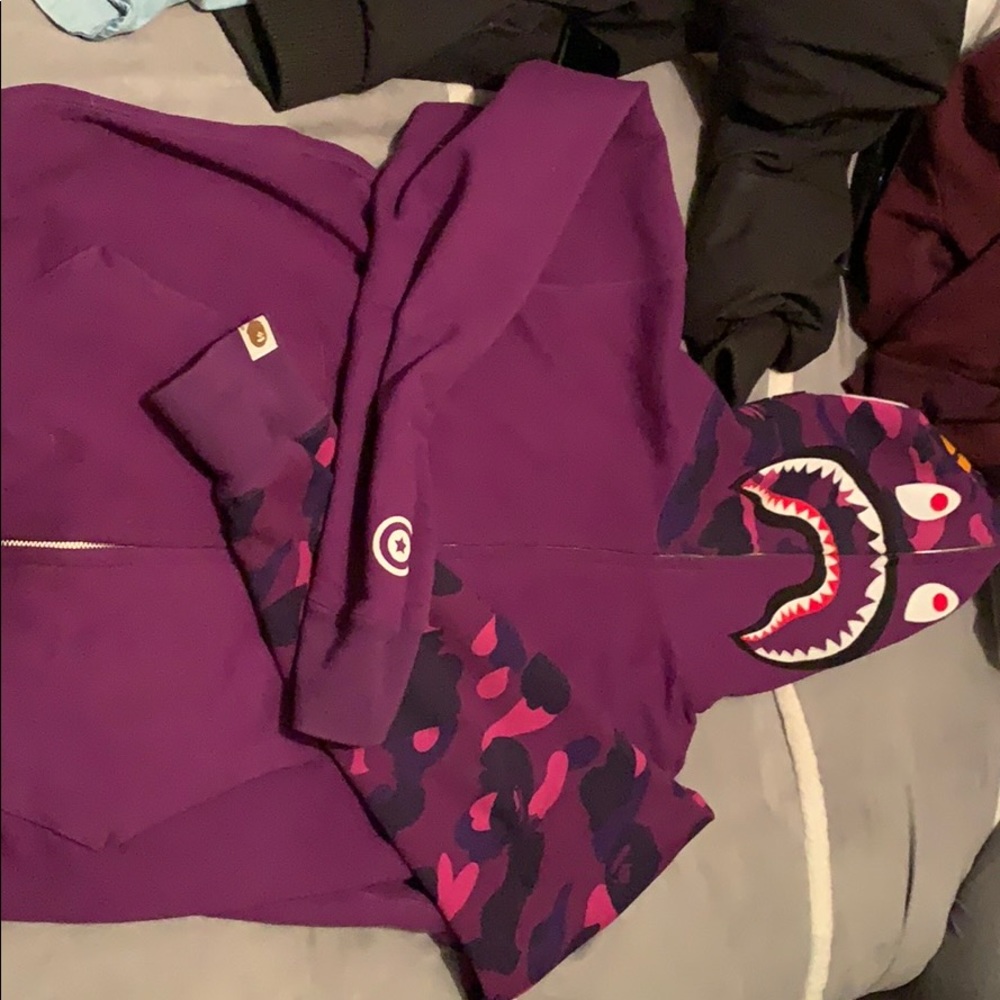 Worn 1x Bape shark hoodie